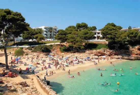 Cala Esmeralda beach